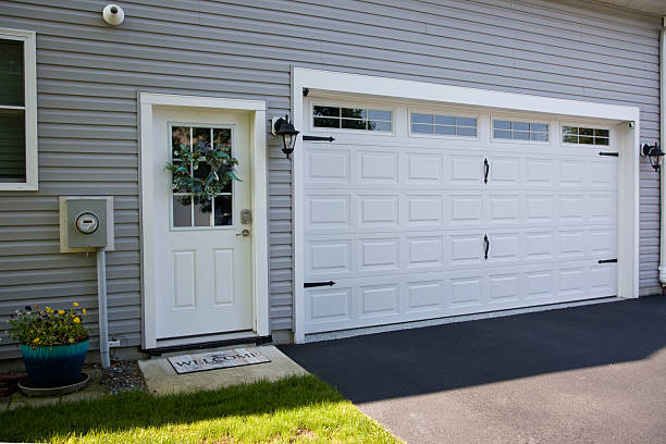 24/7 Emergency Garage Door experts in Crescent City, CA
